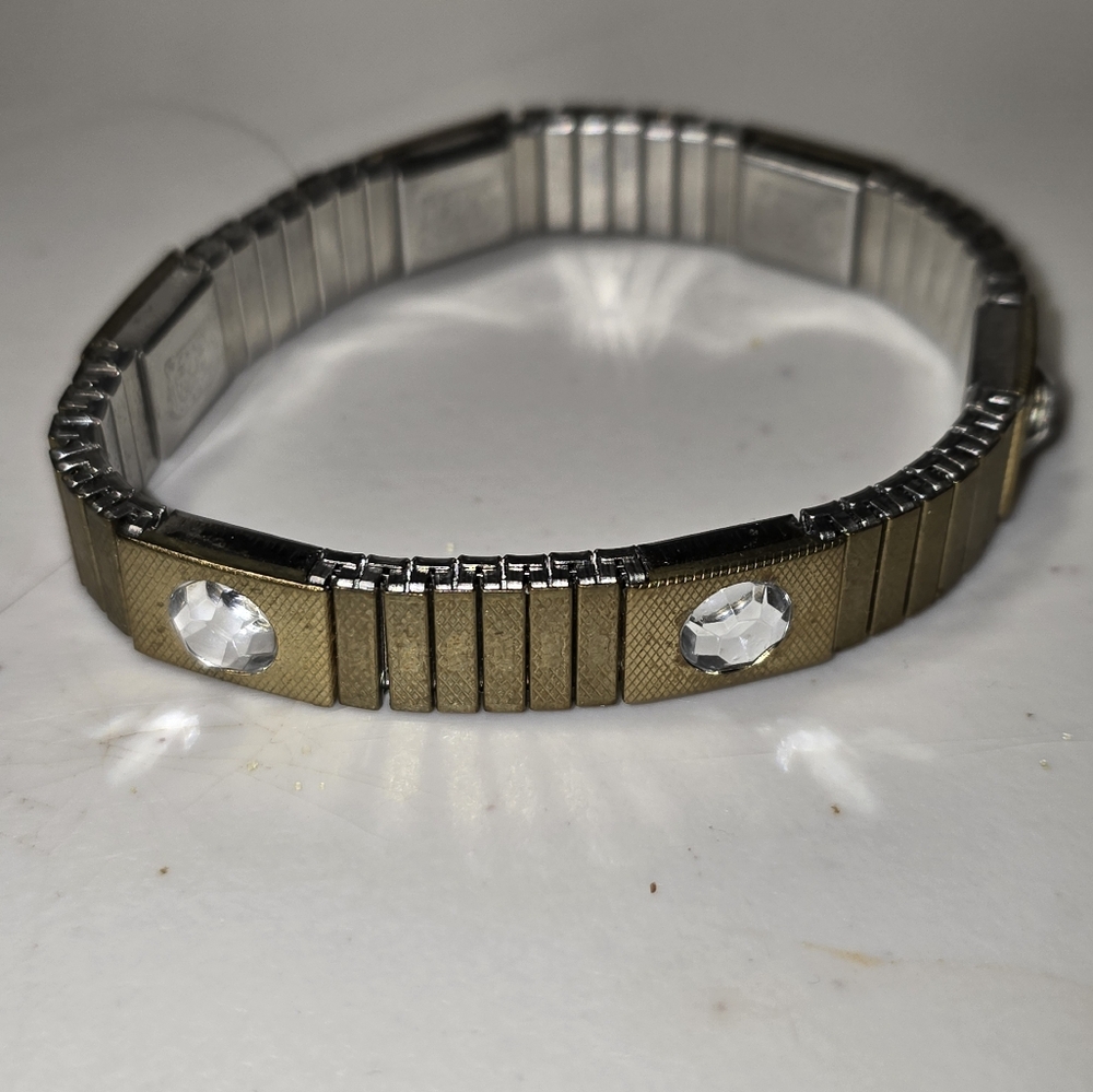 Arthritic Gold Tone Stretch Bracelet with Rhinestones Lot 5